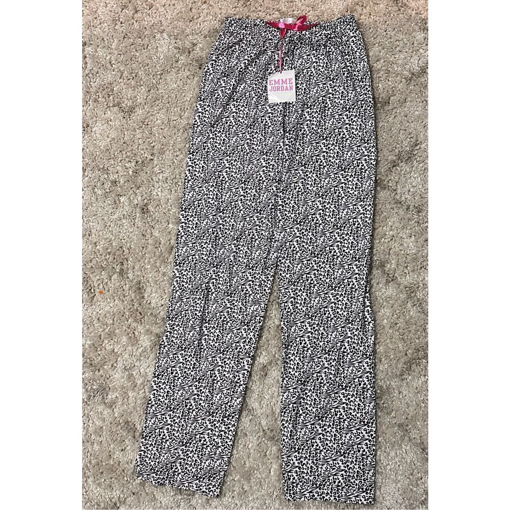 NEW WITH TAGS Women's Emma Jordan Stretch PANTS - XL - ANIMAL PRINT BLACK AND WH